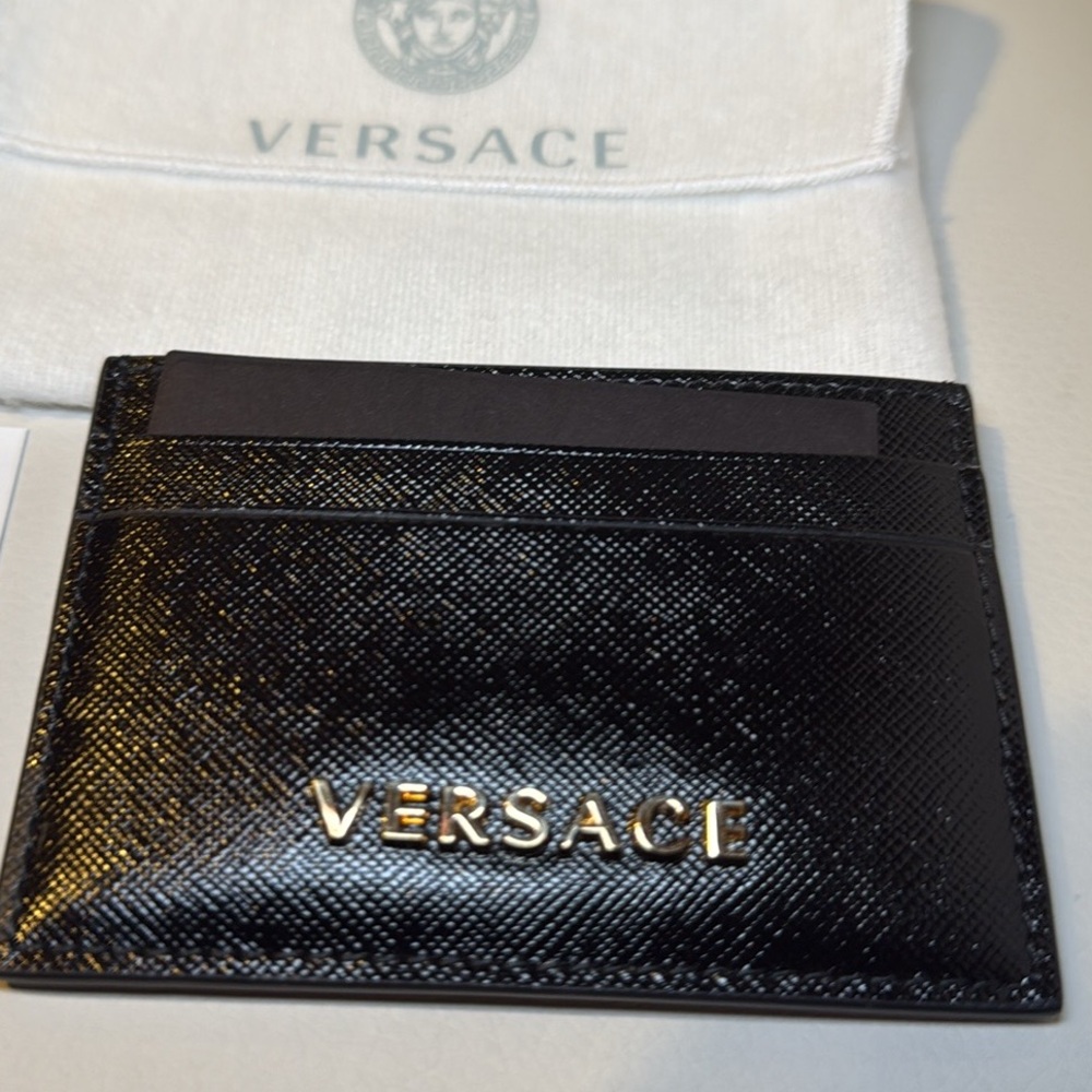 BRAND NEW - VERSACE Card Holder - Black with Gold letters - Picture 3 of 7